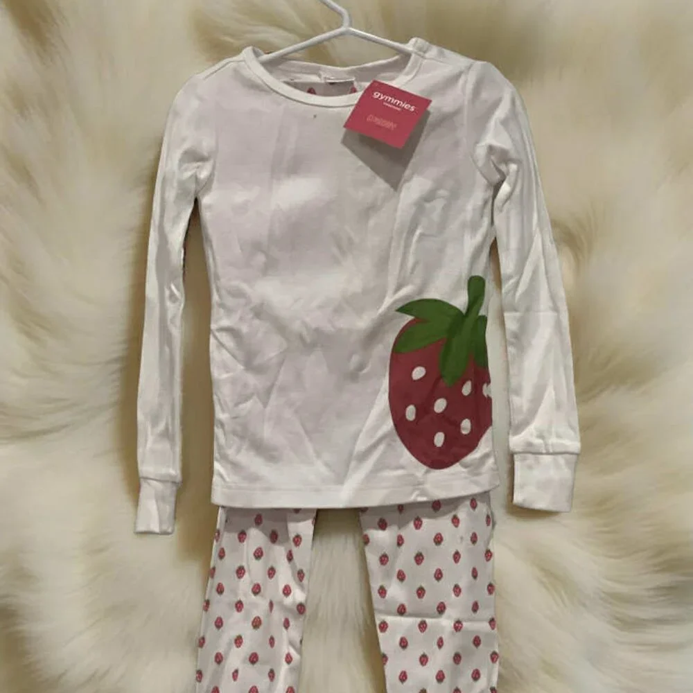 Gymboree NWT White knit Pajamas Embroidered  Strawberries Long Sleeves Pants 6